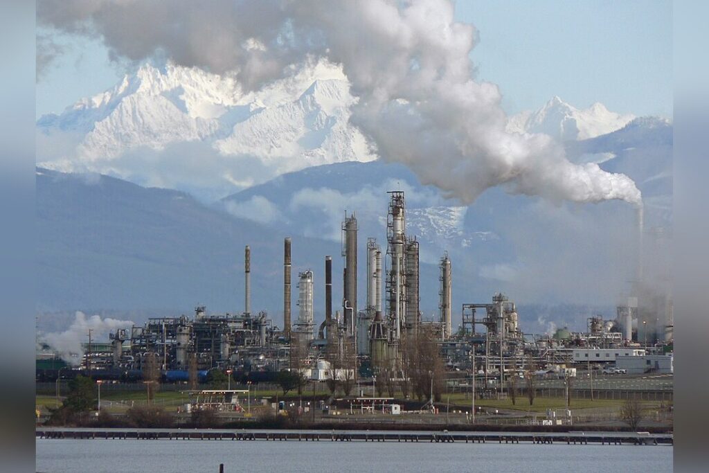 Oil Refinery