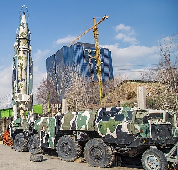 Pakistani Sources Report Disagreements Over Iran's Nuclear and Missile Programs