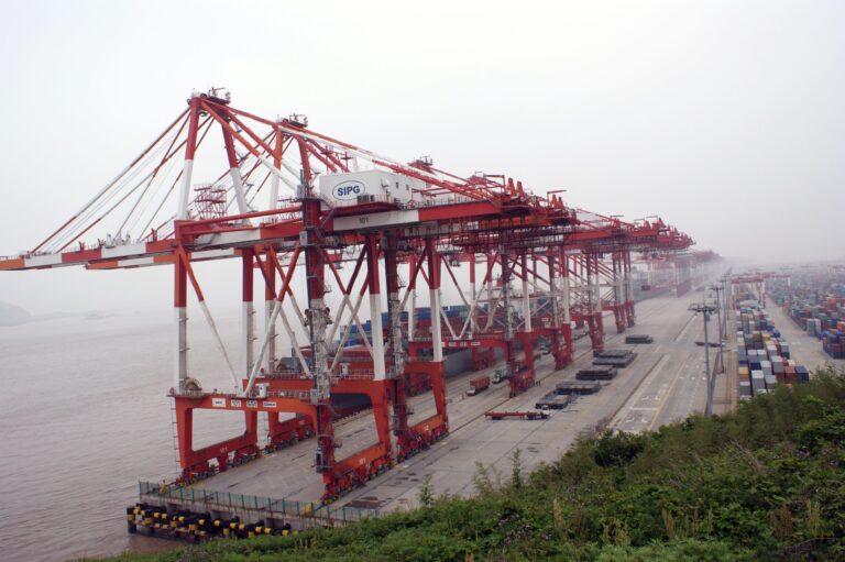 Tensions in South China Sea threaten global supply chains
