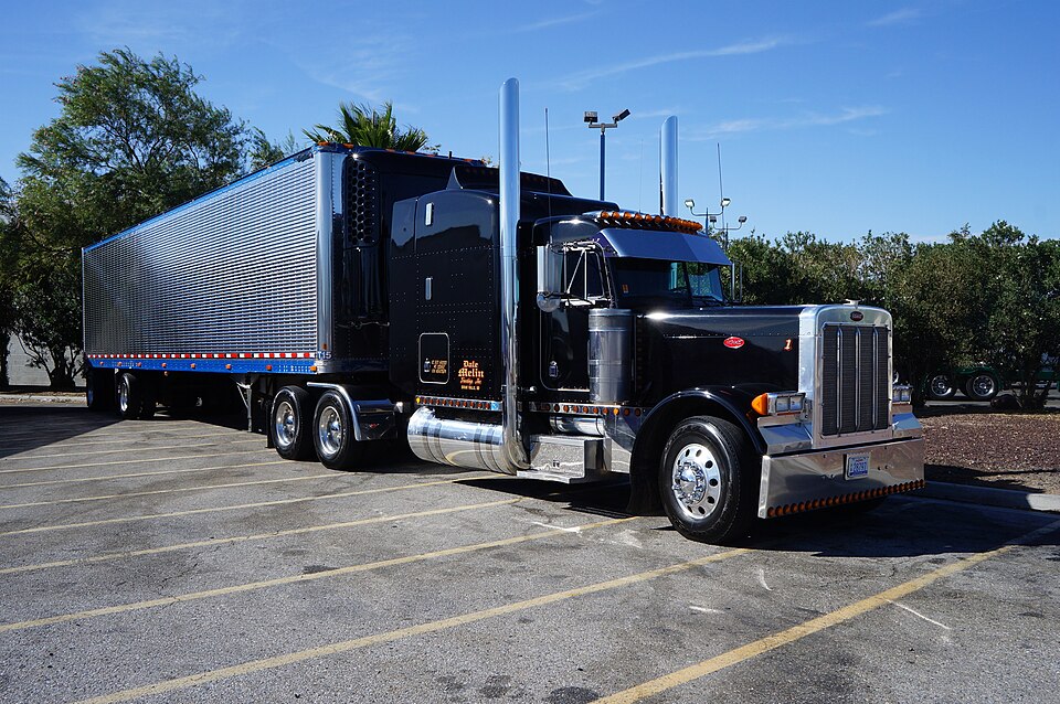 Semi Trailer Truck