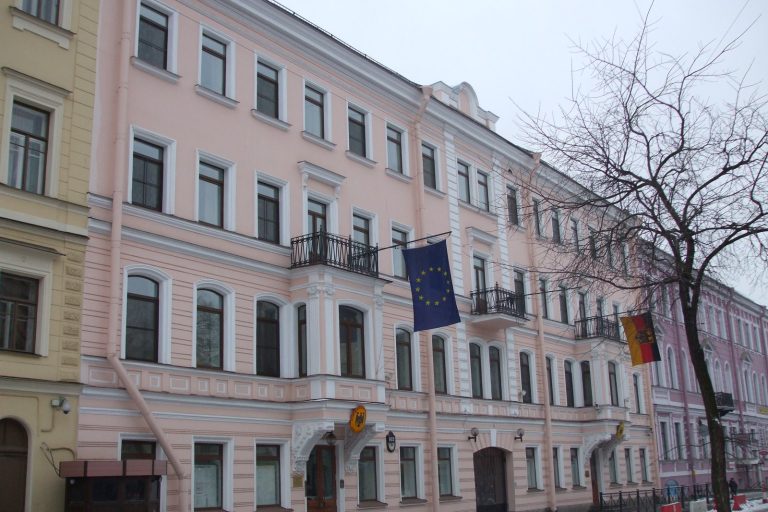 Russia Orders Closure of German Consulate in St. Petersburg