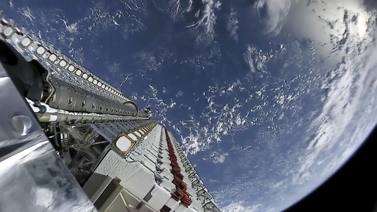 Russia Builds EW System to Jam Starlink, Disable Drones