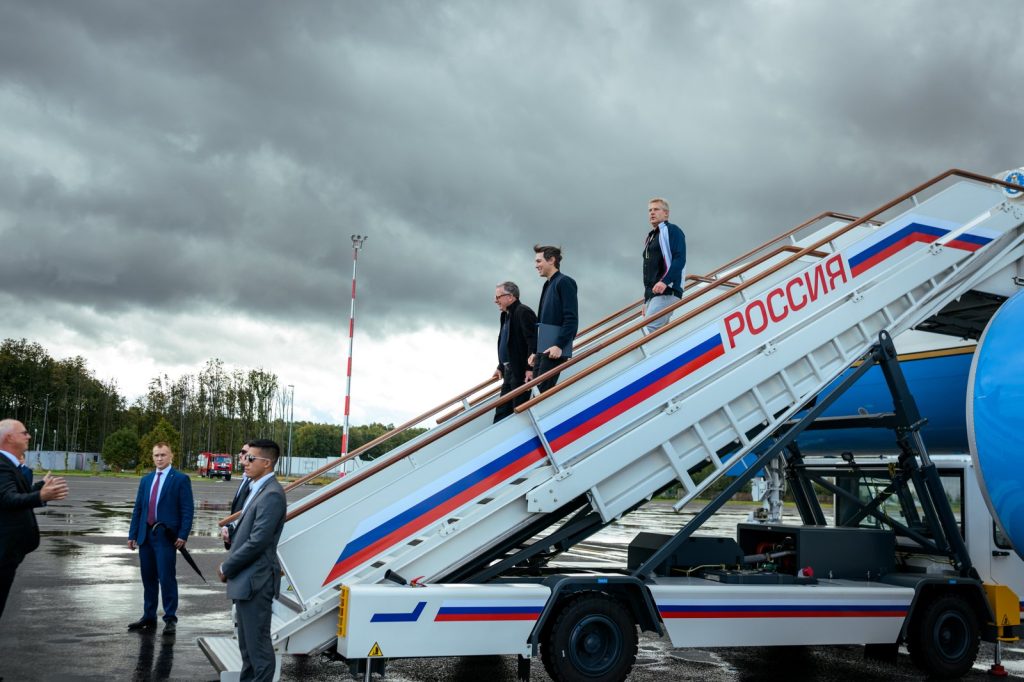 US Envoys Witkoff, Kushner Face Backlash as Russia Kills 4 in Kyiv