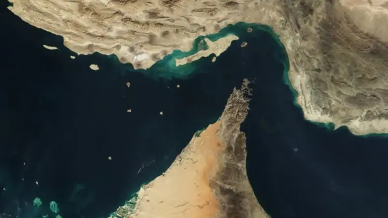 Strait of Hormuz Toll Proposal Would Violate International Law, Experts Say