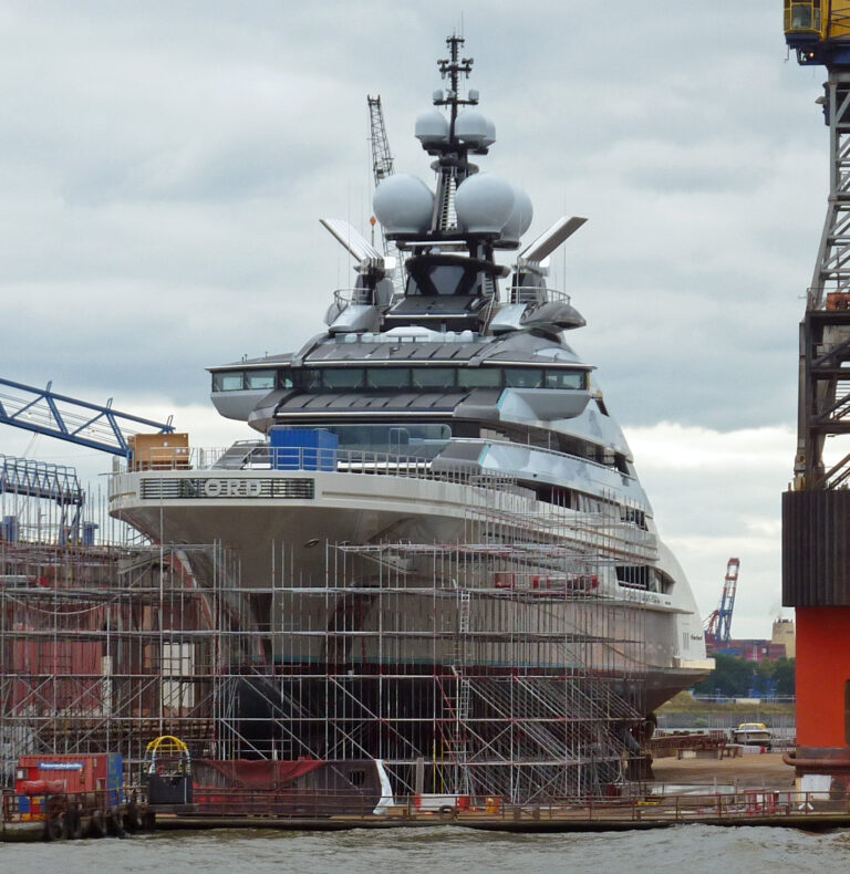 Superyacht Linked to Sanctioned Russian Oligarch Crosses Strait of Hormuz