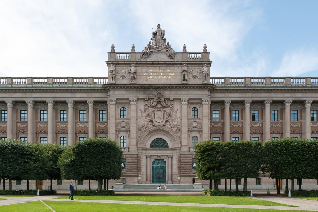 Sweden centre-left bloc projected to win by one seat