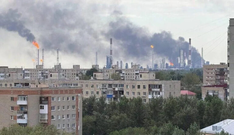 Ukraine Strikes Russia’s Largest Omsk Oil Refinery 2,500 km Away