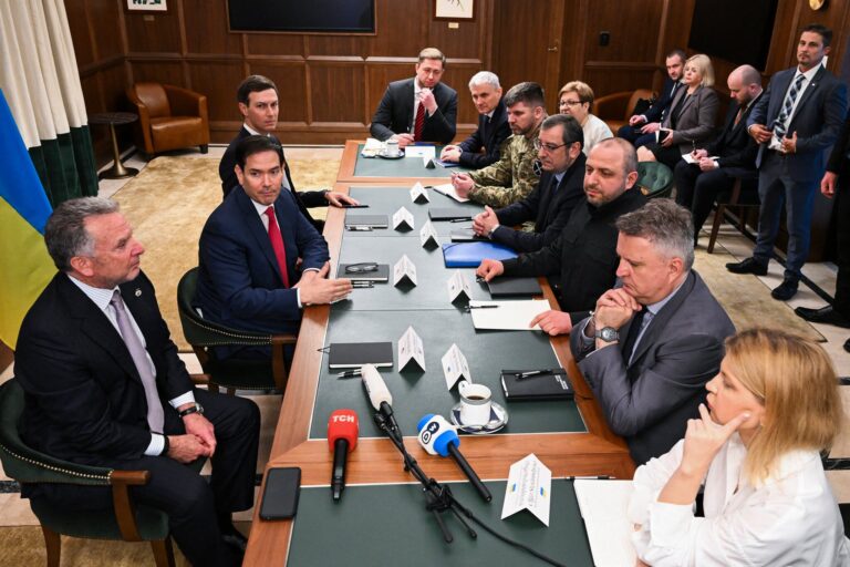 Ukraine’s NATO Membership Bid Lacks Clear Path Forward