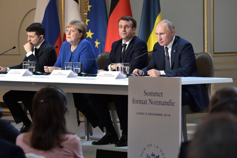 Putin, Zelenskyy Agree to Halt Strikes on Kyiv, Moscow
