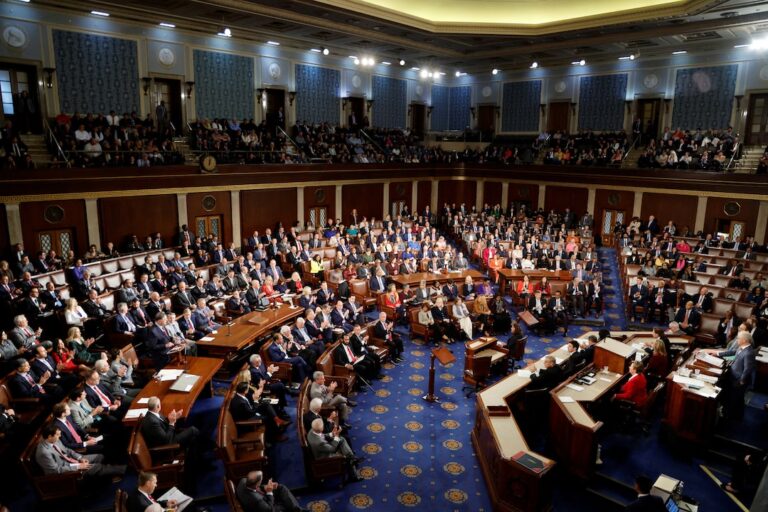 House Passes Russia Sanctions Bill Targeting Energy Defense Sectors and Shadow Fleet