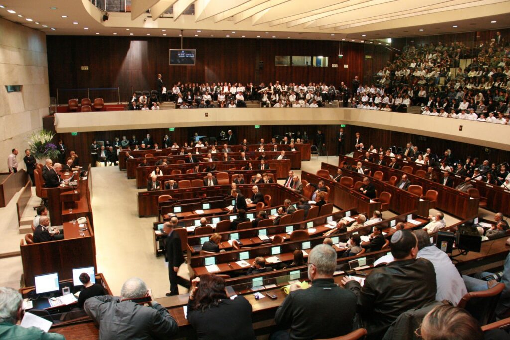 Netanyahu Faces Historic Defeat as Polls Show Likud Losing Majority in Oct 27 Vote
