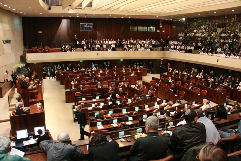 Netanyahu Faces Historic Defeat as Polls Show Likud Losing Majority in Oct 27 Vote