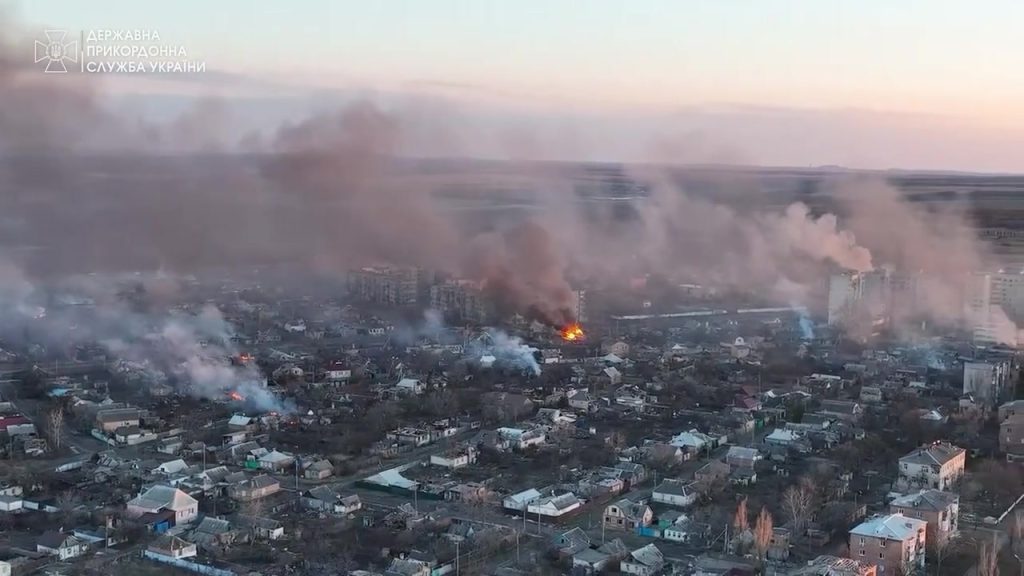 Heavy Artillery Bombardment Bakhmut Ukraine 2023